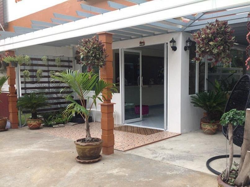 Muslim Home 2 entrance and patio