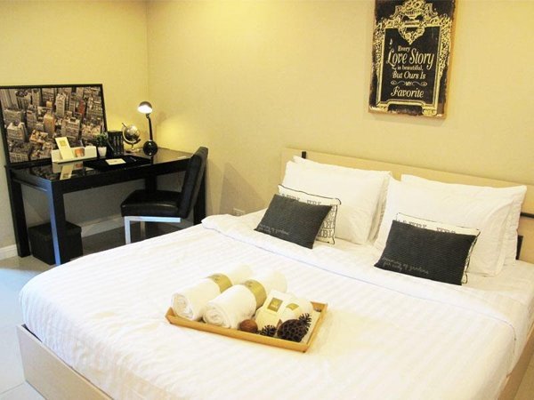 Double-bed room at Studio 62